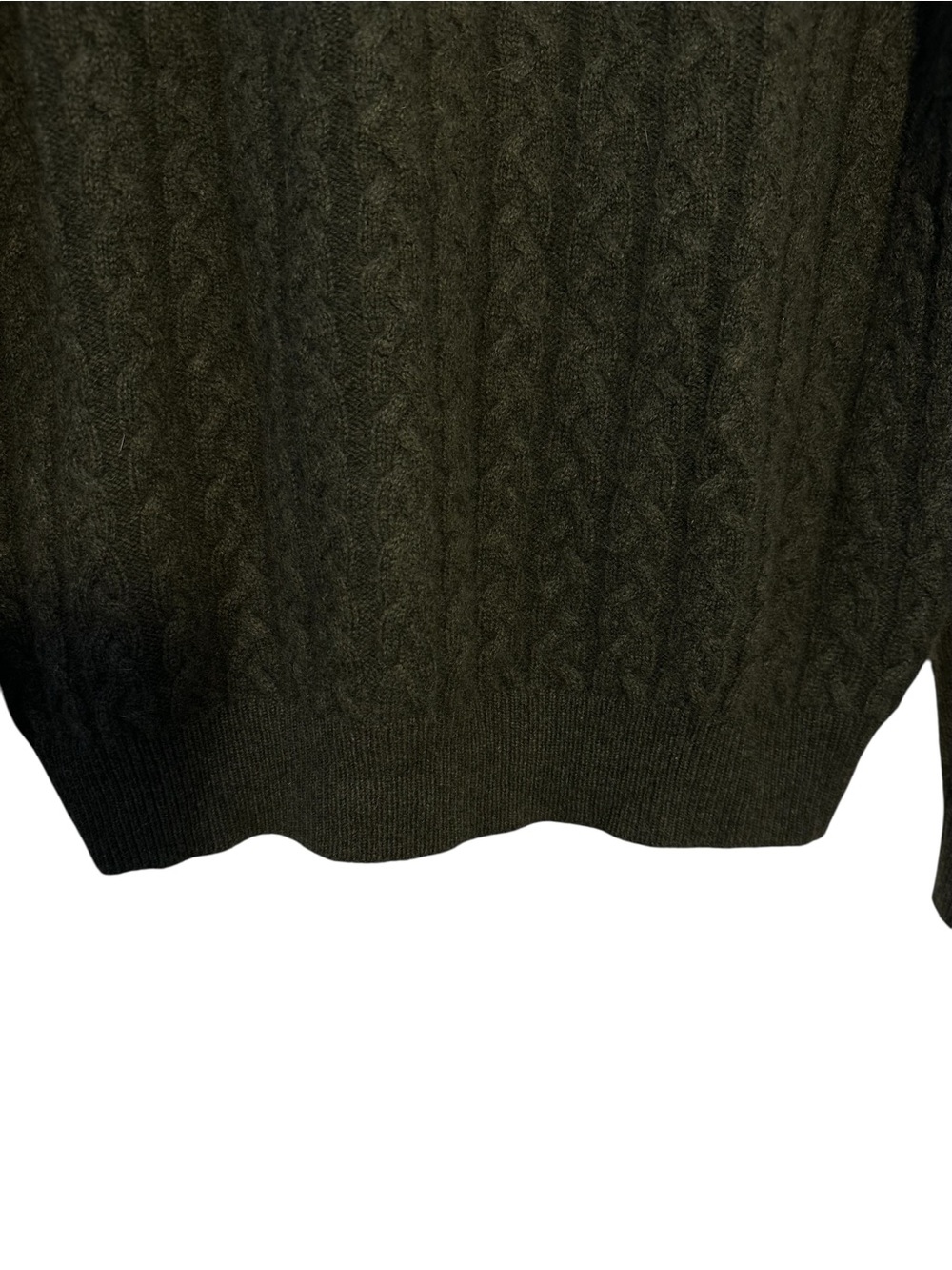 Classic Davis & Squire 2-ply Cashmere Olive Cable Knit Crewneck Sweater - Picture 7 of 10